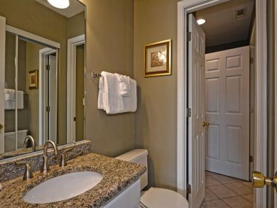Perfect One Bedroom Beach Condo Rental Sleeps 6